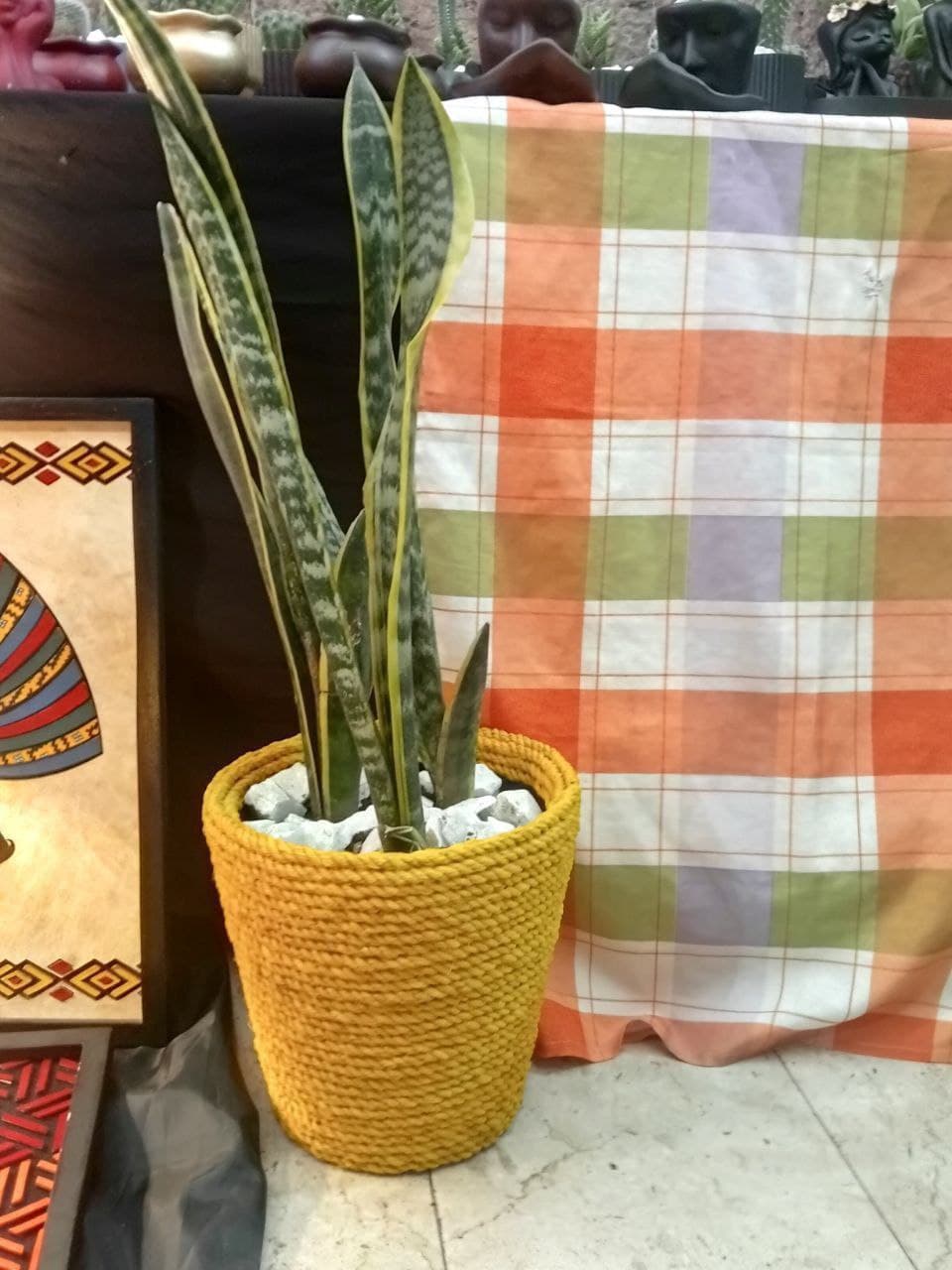 Custom Indoor Planter / የአበባ መትከያ